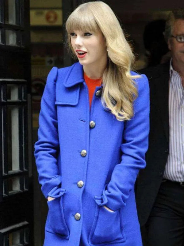 Stylish wool coat featured in Taylor Swift's outfit in United state market