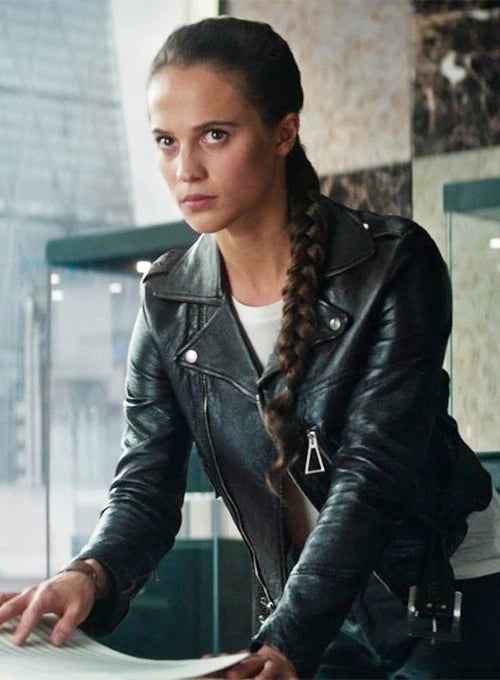 Alicia Vikander's elegant Tomb Raider leather jacket in USA markte