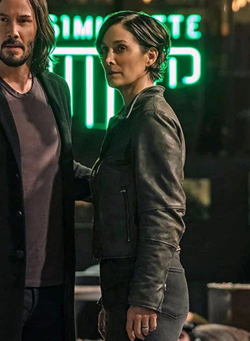 Chic Leather Jacket Look: Carrie-Anne Moss in The Matrix Resurrections in American style