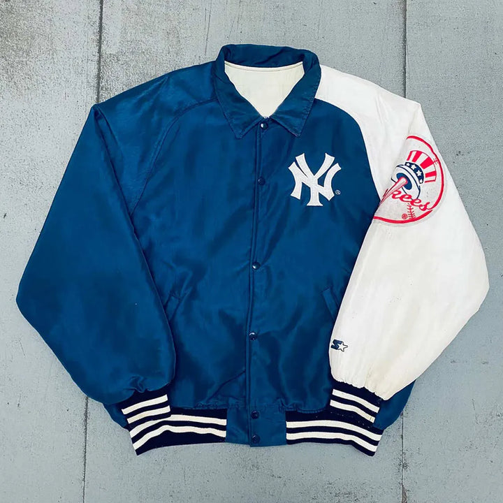 Vintage NY Yankees Coach’s Dugout Jacket in Classic Style in American style