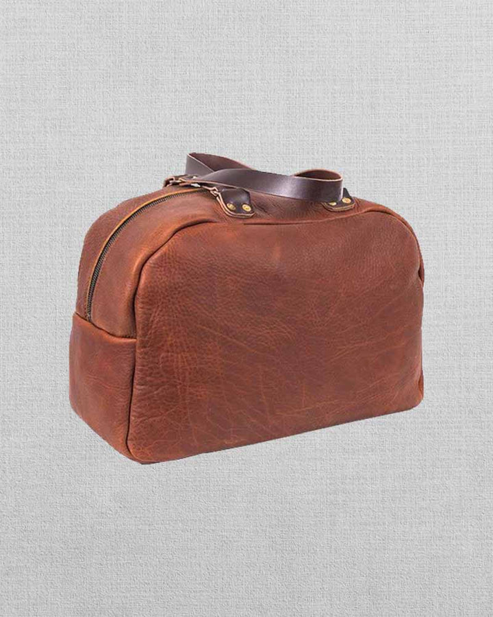 Spacious and Stylish Leather Duffel Bag for Travel in America
