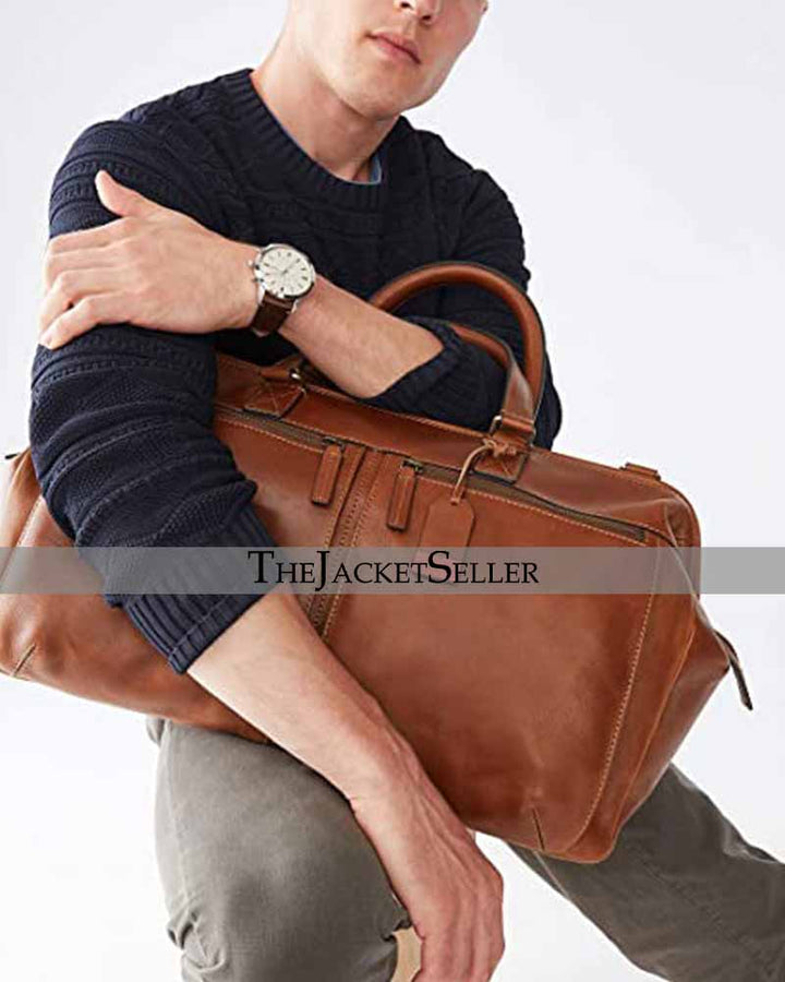 Fashionable Men's Leather Duffle Bag for Weekend Getaways or Business Trips in USA